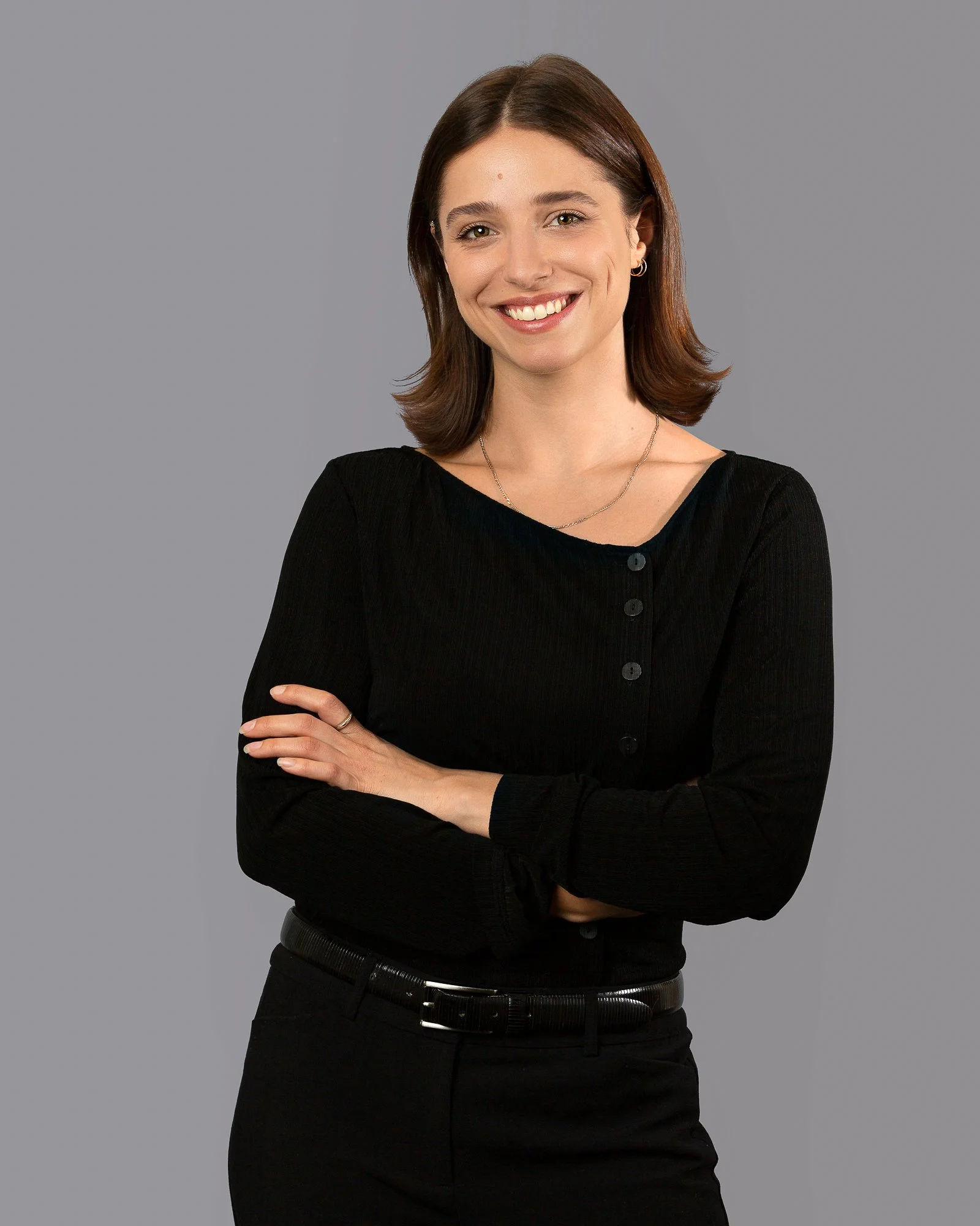 Final_Low Res_Julia.Diglidis_crop_JoanneManaritiPhotography.jpg