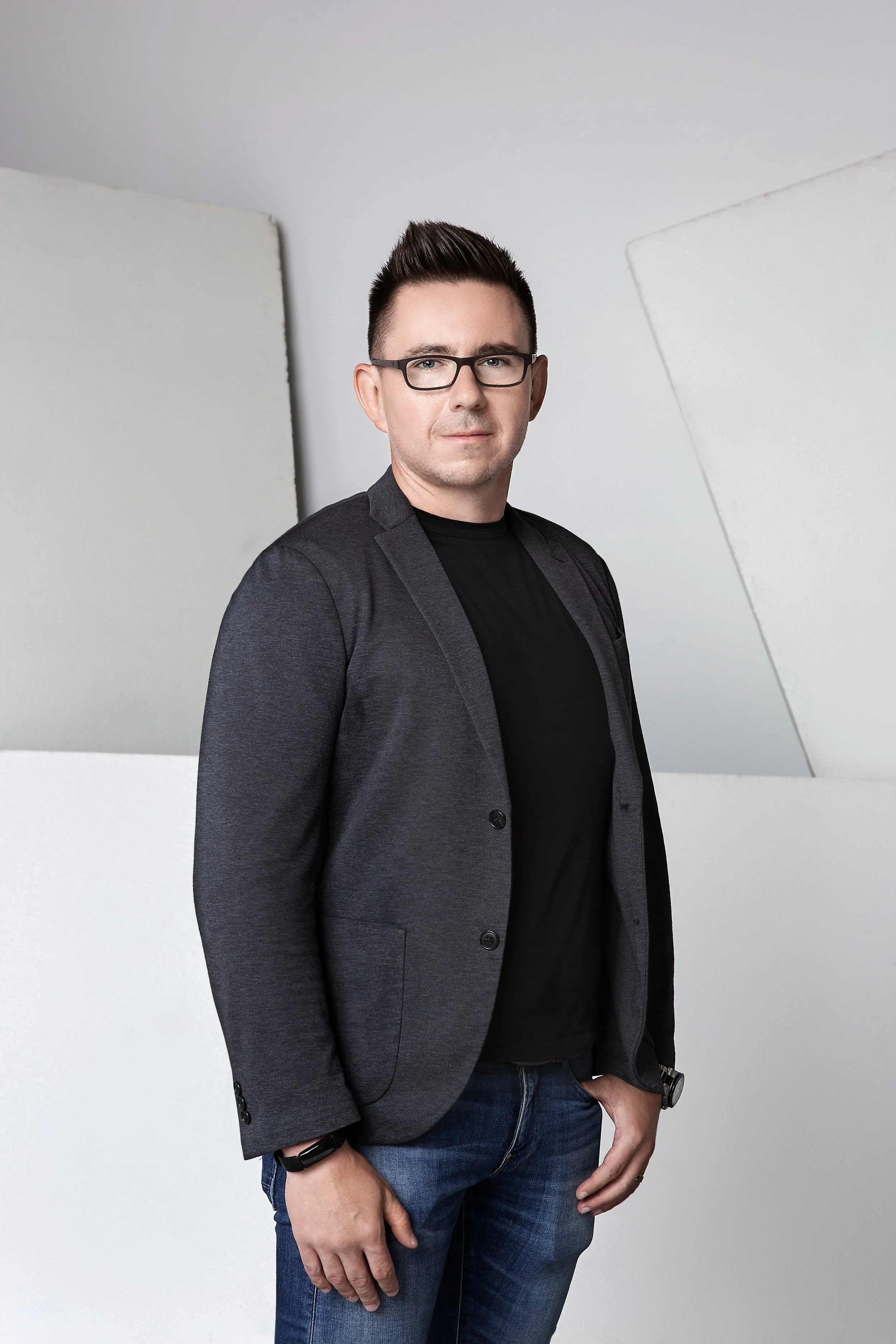Jeremy Headshot_The Founders Co_03_JoanneManaritiPhotography.jpg