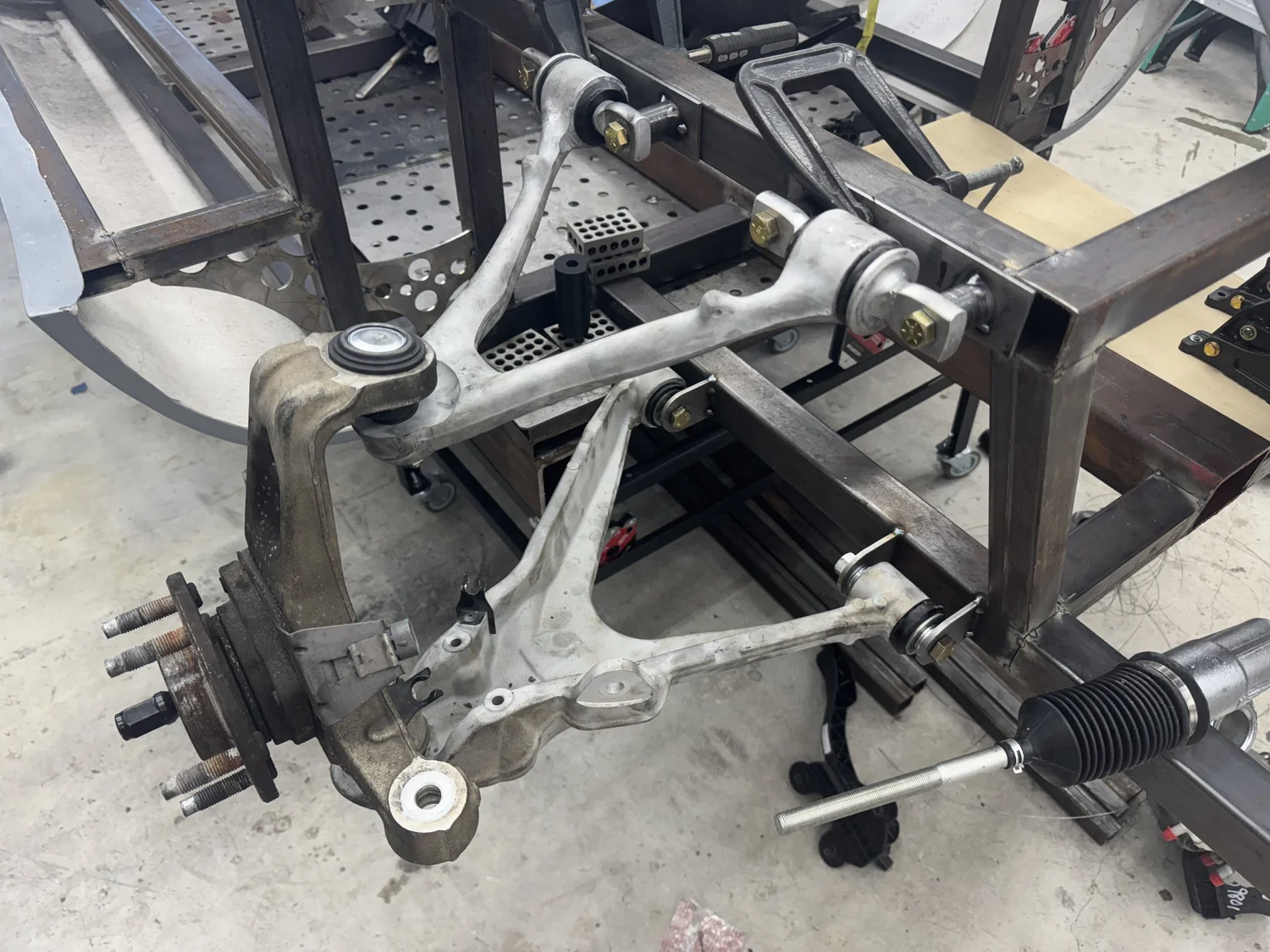 C5 control arm mounted to the GT4Zero frame