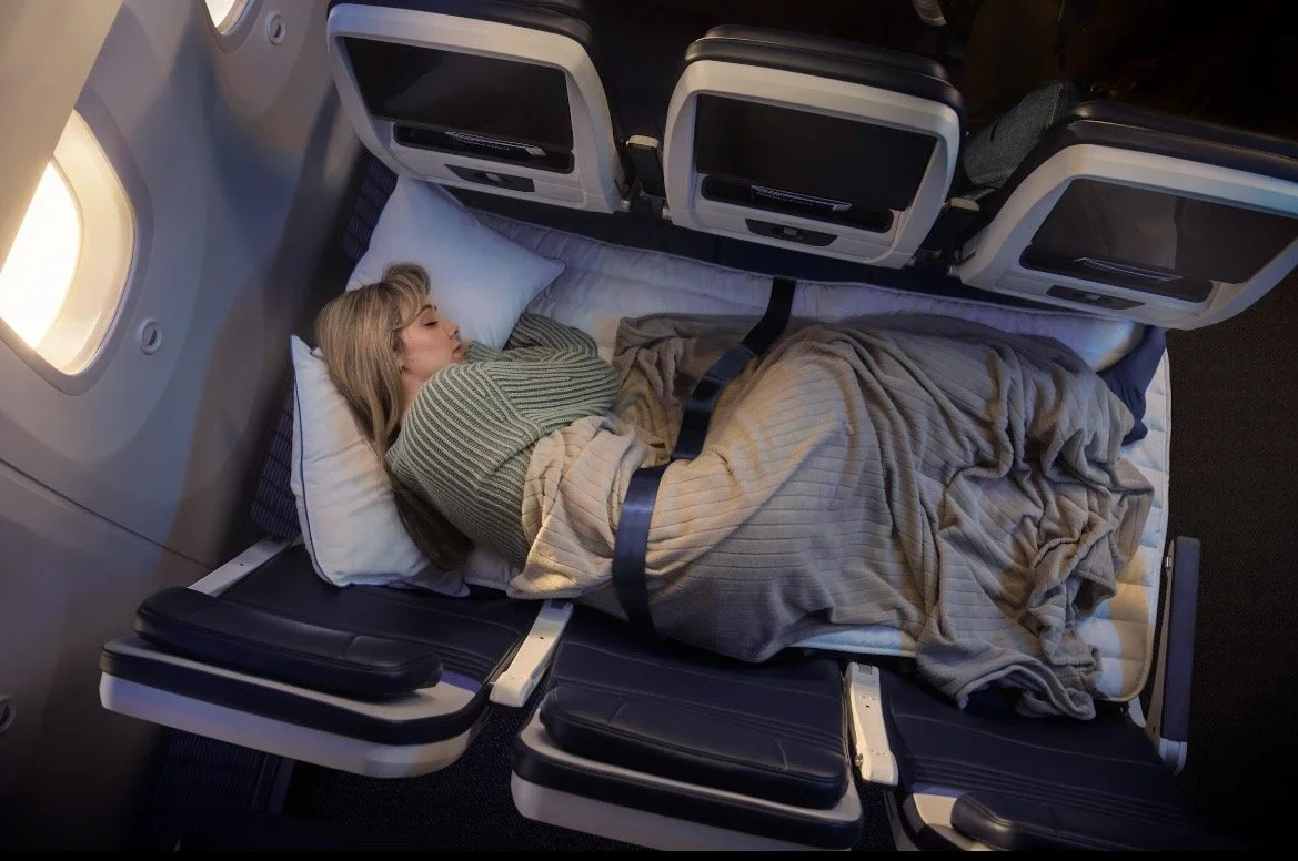 United Airline Relax Row 
