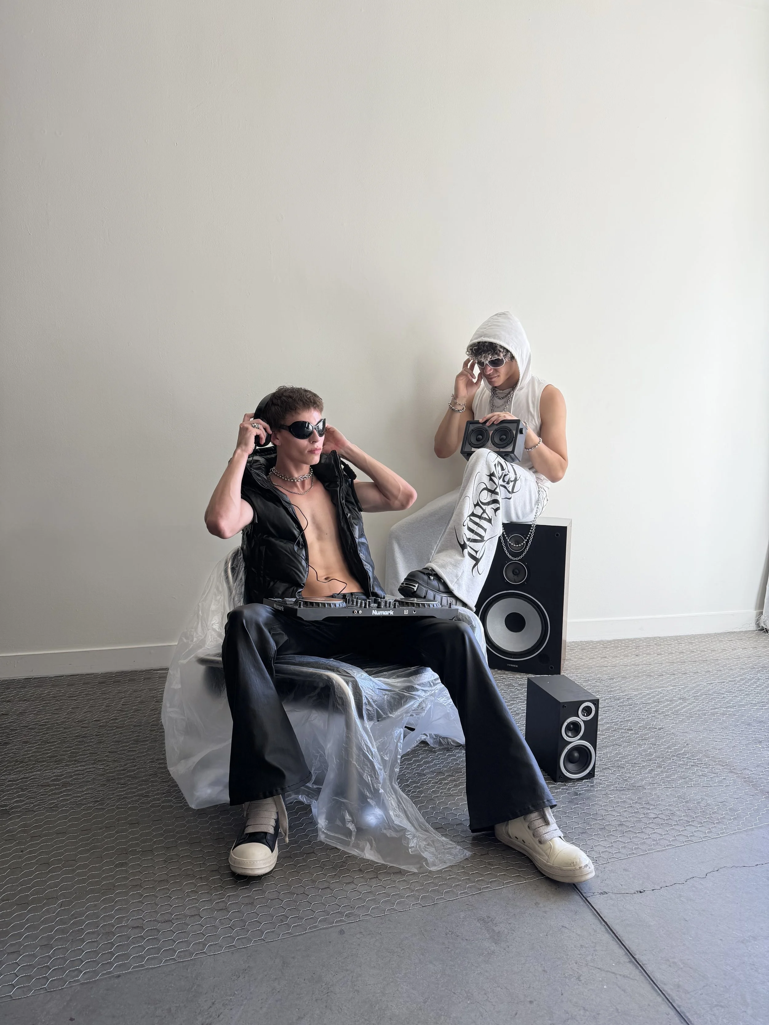 MODELS IN THE STUDIO