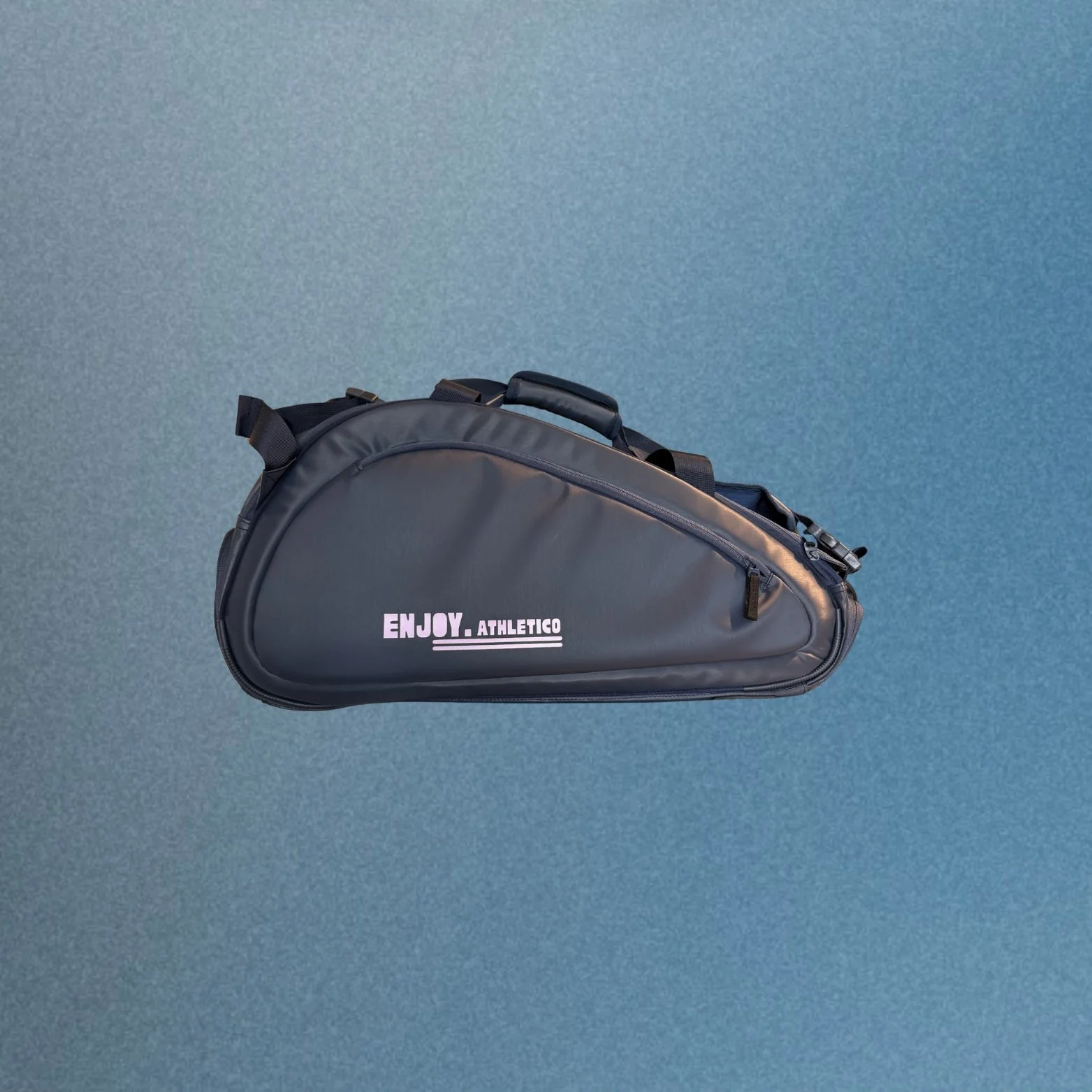 The ATHLETICO PRO bag