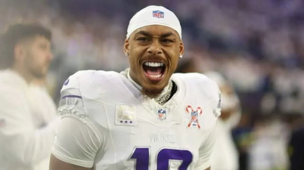 Justin Jefferson Breaks Randy Moss' NFL Record for Yards Through 6 Seasons