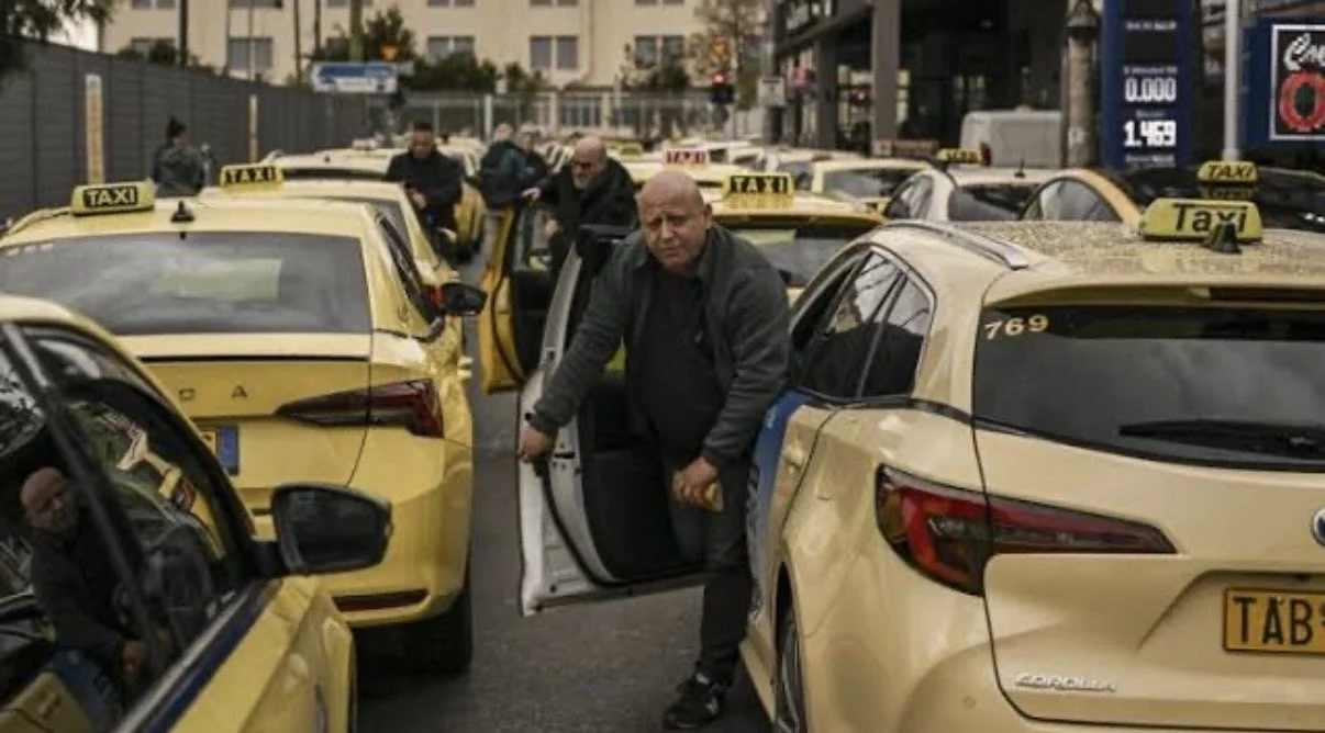 Greek taxis kick off two-day strike against private operators