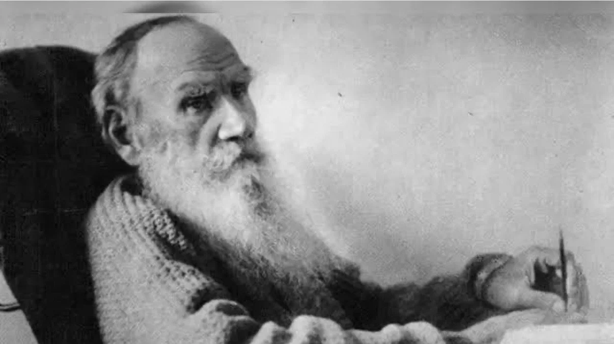 Quote of the Day by Leo Tolstoy: '...there would be no war'