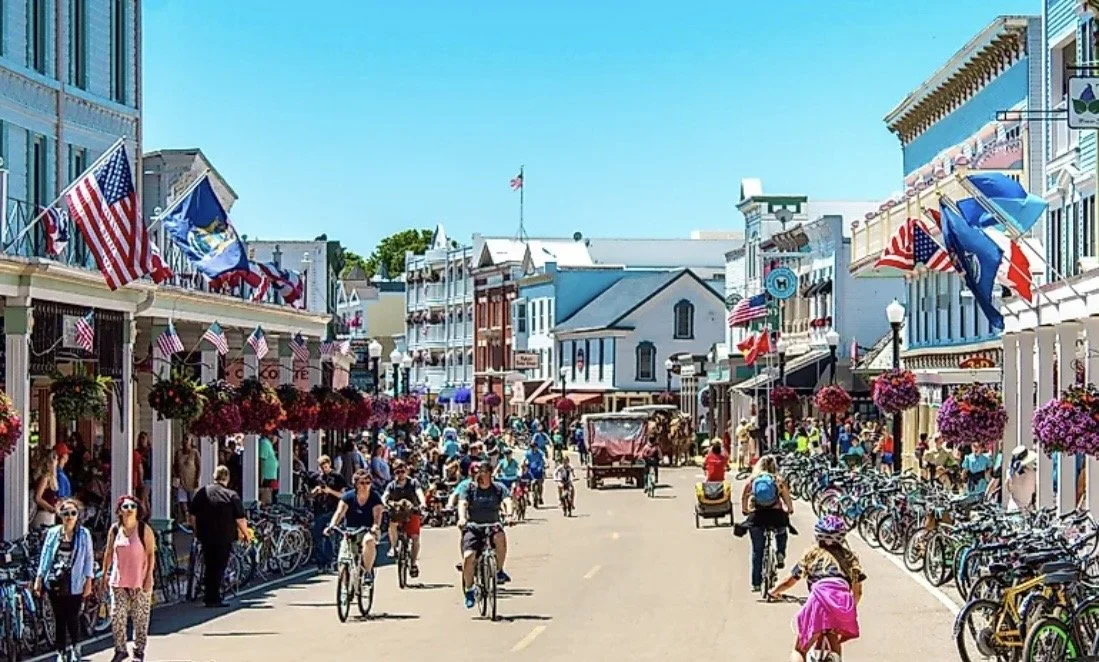 6 Of The Cutest Michigan Towns