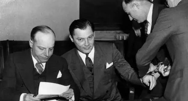 Kid  Cann  like Sid Guthrie played electric style piano and sang Believe it or not