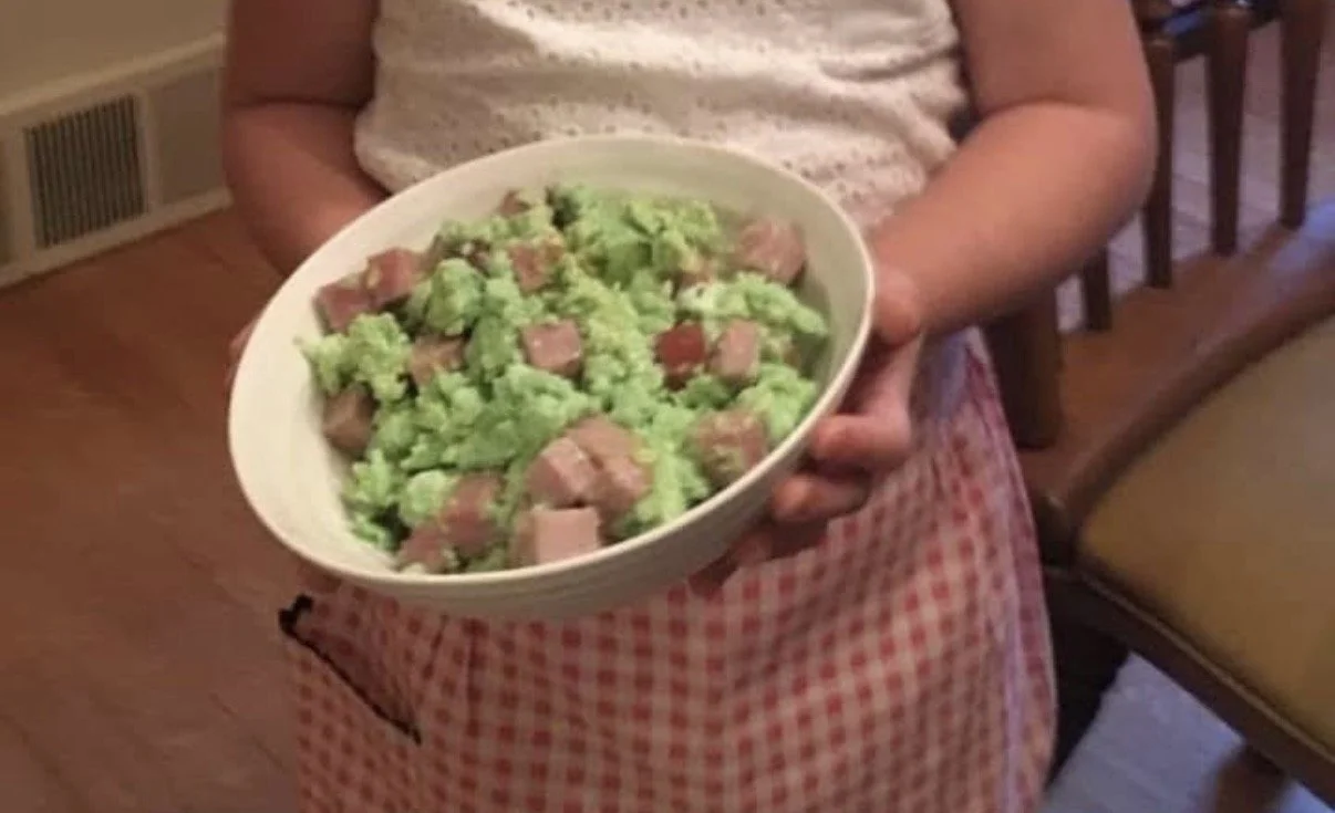 even though he has no clue 🕵️‍♀️ how to play ball 🏀 or play football 🏈 she feels it