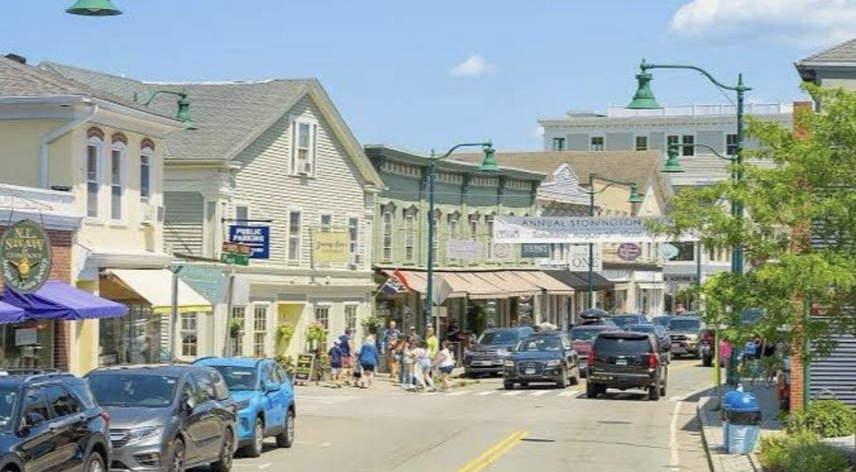 8 Most Vibrant Towns In New England