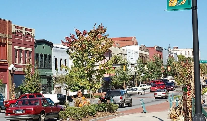 13 Best Towns In South Carolina For Retirees 🌲