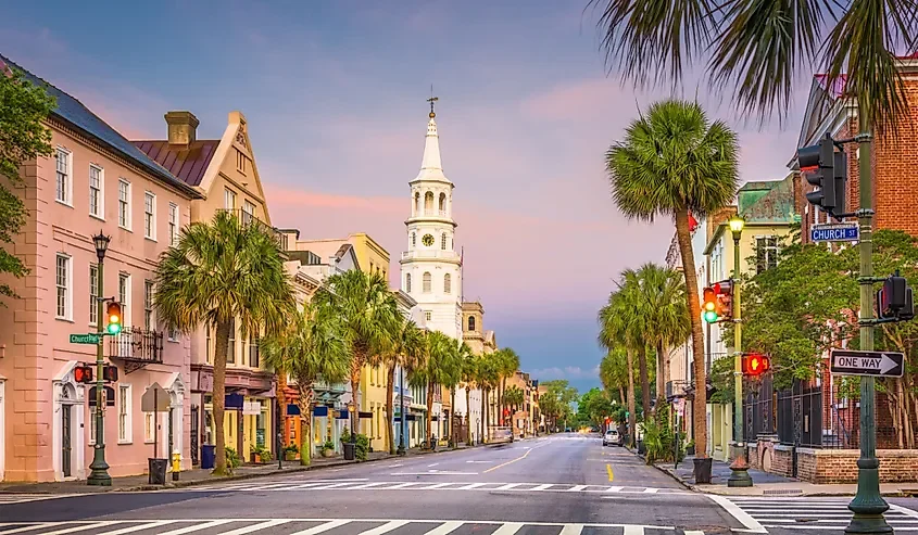 The 6 Best Charleston Neighborhoods To Call Home In 2025 🌳