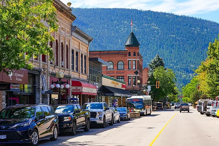 8 Best Places To Live In British Columbia In 2026 🏔️