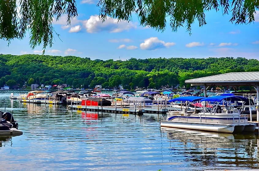 7 Offbeat Finger Lakes Towns To Visit 🌲