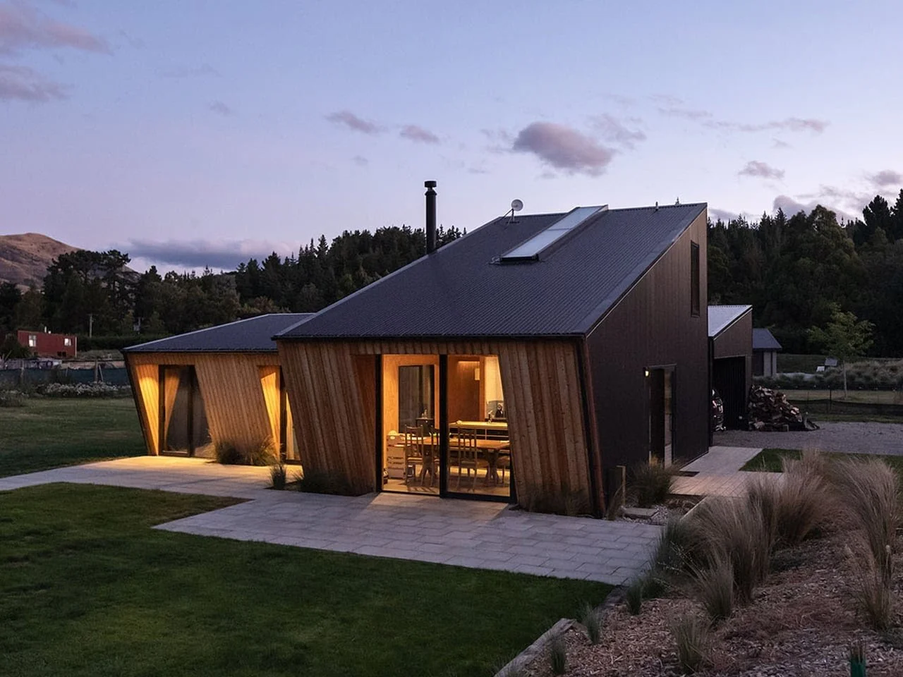 Most Homes Are Built to Last 10 Years. These 5 Designs Are Built for 100 🧏🏻