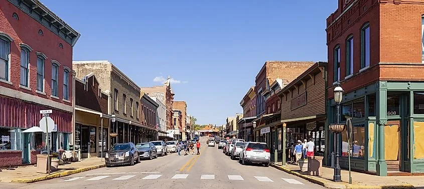 11 Best Towns In The Ozarks For Retirees 🧏🏻