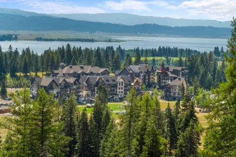 6 U.S. Ski Resorts That Are Arguably Even Better In Summer ⛷️