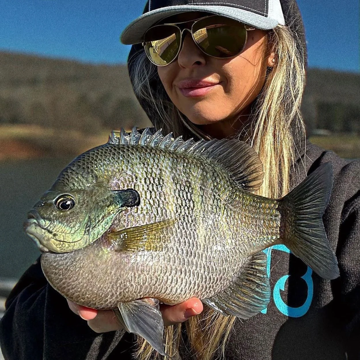 Meet the “Slab Queen” Who Is on a Mission to Grow (and Catch) the Next World-Record Bluegill 🐠