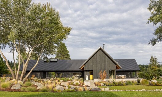 Dyes Inlet House / SHED Architecture &amp; Design