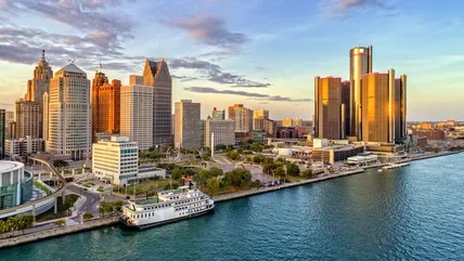 One Of The Cities Ohio Residents Moved To Most In 2025 Is A Midwest Darling With Music, Sports, And Famous Hot Dogs 🧏🏻