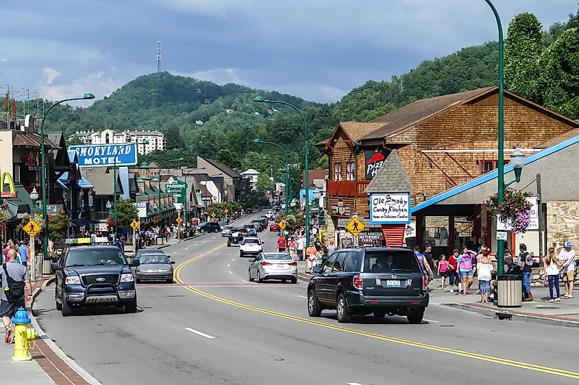 10 Coolest Tennessee Towns For A Summer Vacation In 2026 ☀️