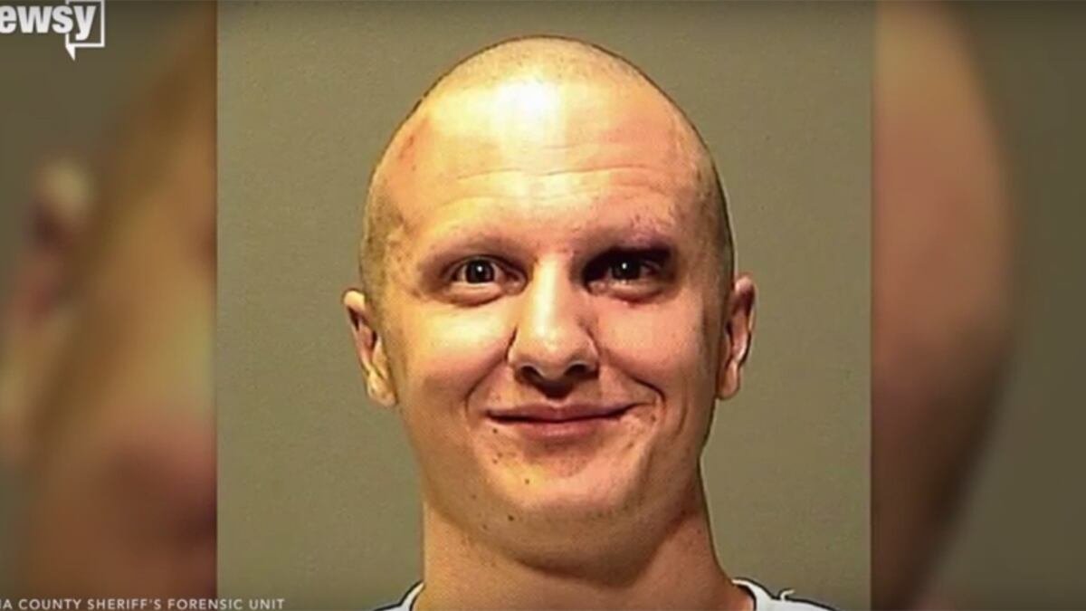 TRENDINGNo, the man who shot Gabby Giffords is not suing her 👍🏼 