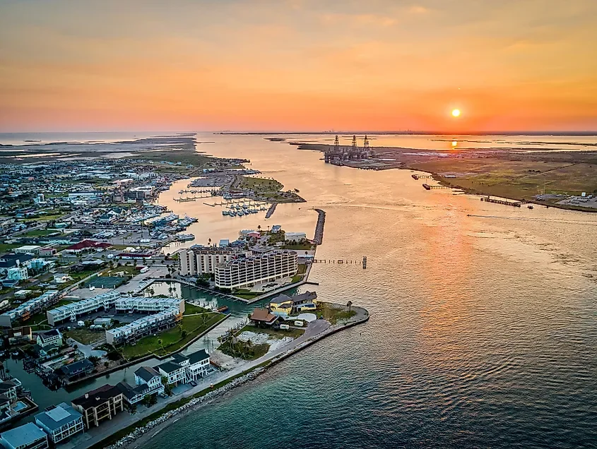 7 Off-The-Beaten-Path Towns In Gulf Coast
