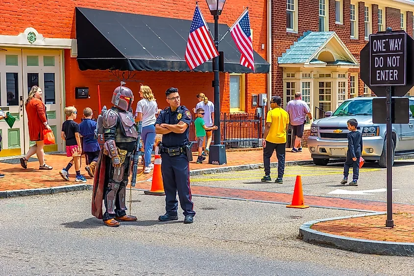 8 Playfully Peculiar Towns In Tennessee