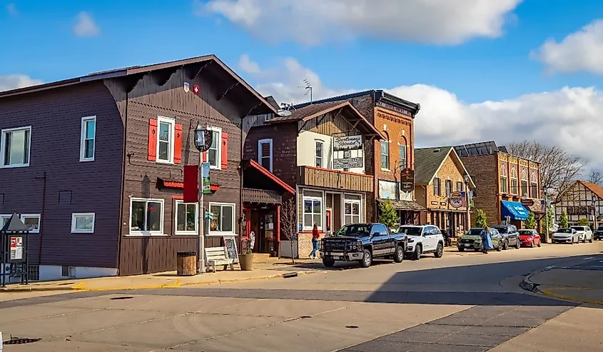 9 Underrated Wisconsin Towns Worth The Drive In 2026