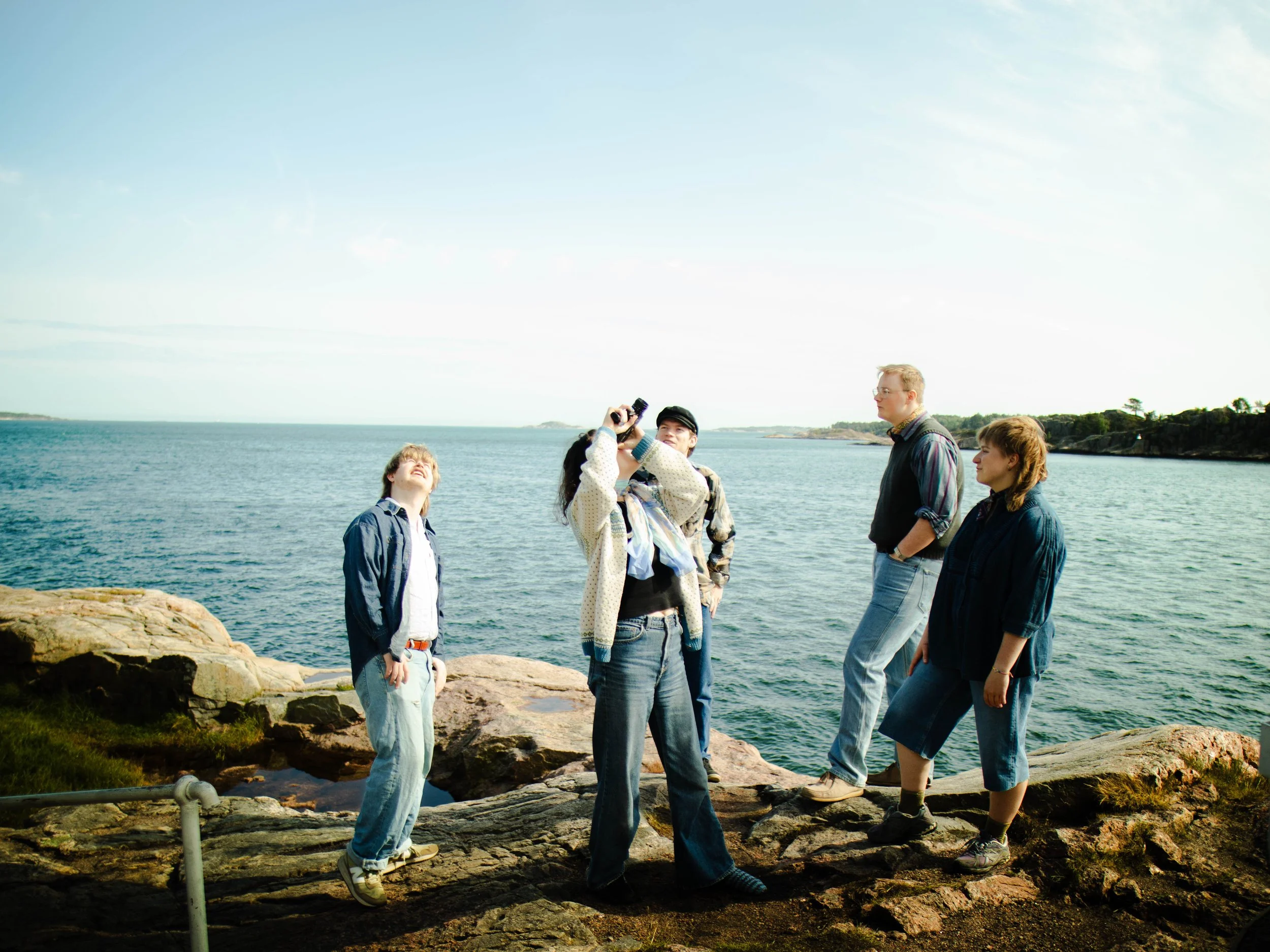 Mast, foto: Caleb Kongolo (Gravitationstudio)