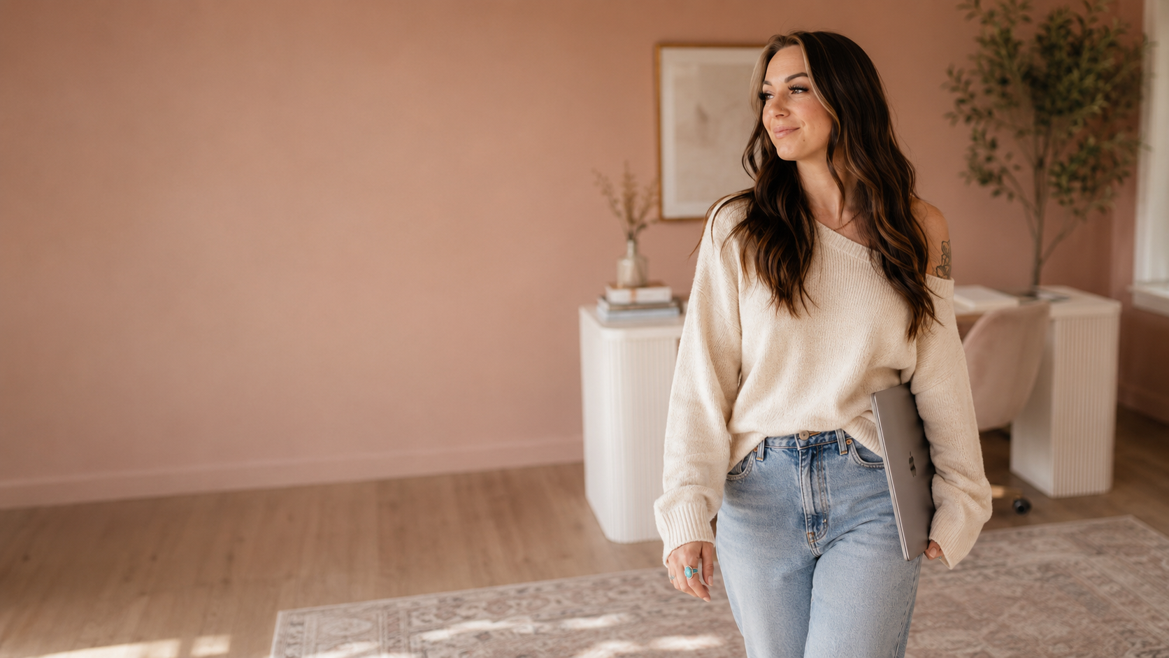What Actually Happens When You Book a Brand Identity With Me (A Behind-the-Scenes Walkthrough)