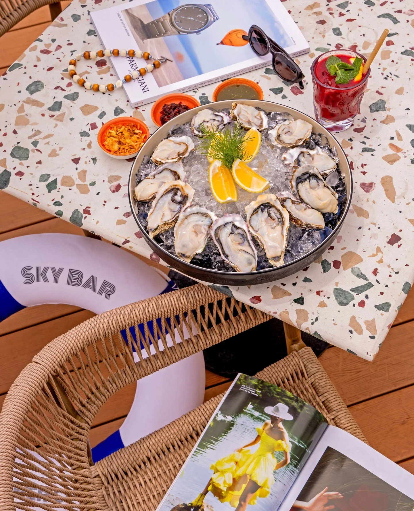 Sunshine plates, seaside flavors, and laid-back luxury.⁠
Come up, cool off, and vibe with us.⁠
⁠
Booking via LINE: @siamatsiampattaya or link in bio⁠
⁠
#SkybarSummerClub #PattayaRooftopbar ⁠