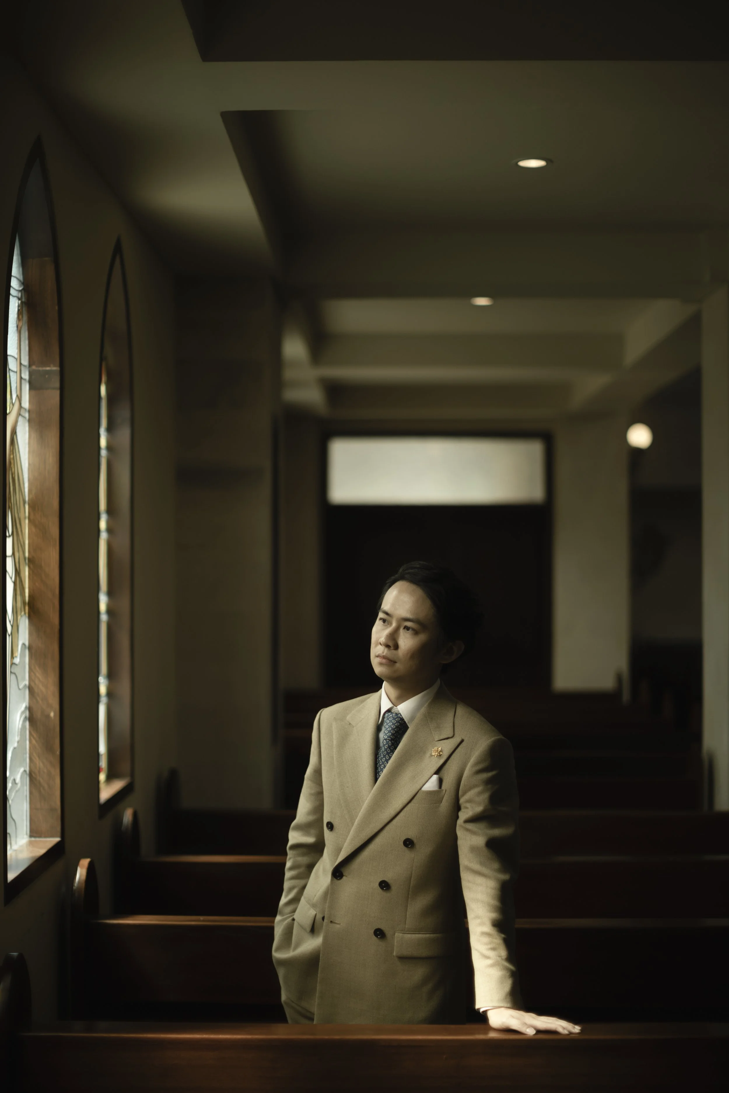 1 brillington-groom-cream-double-breasted-wedding-suit-groomsmen-jakarta.JPG