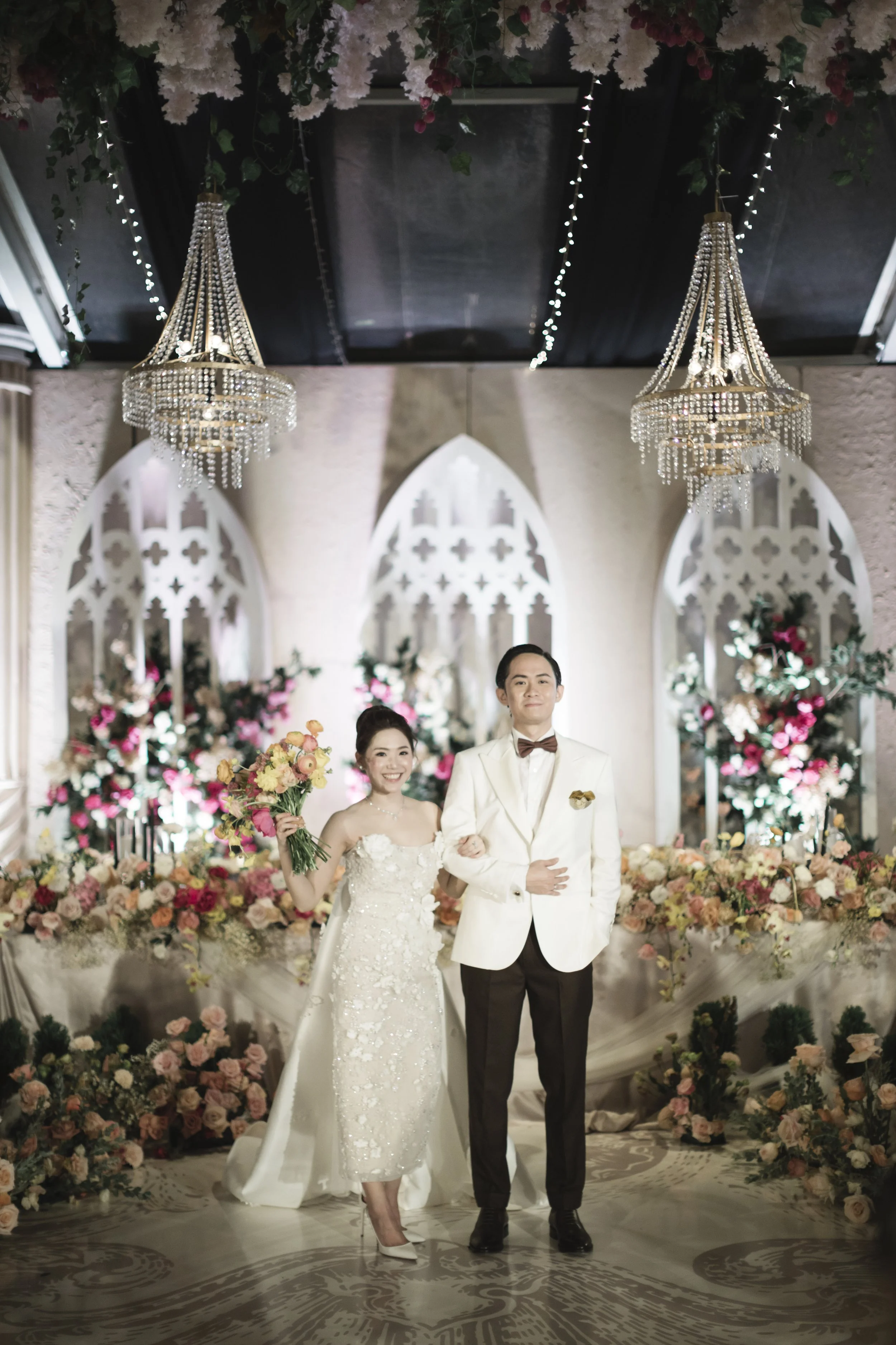 7 brillington-white-dinner-jacket-groom-reception-style.JPG