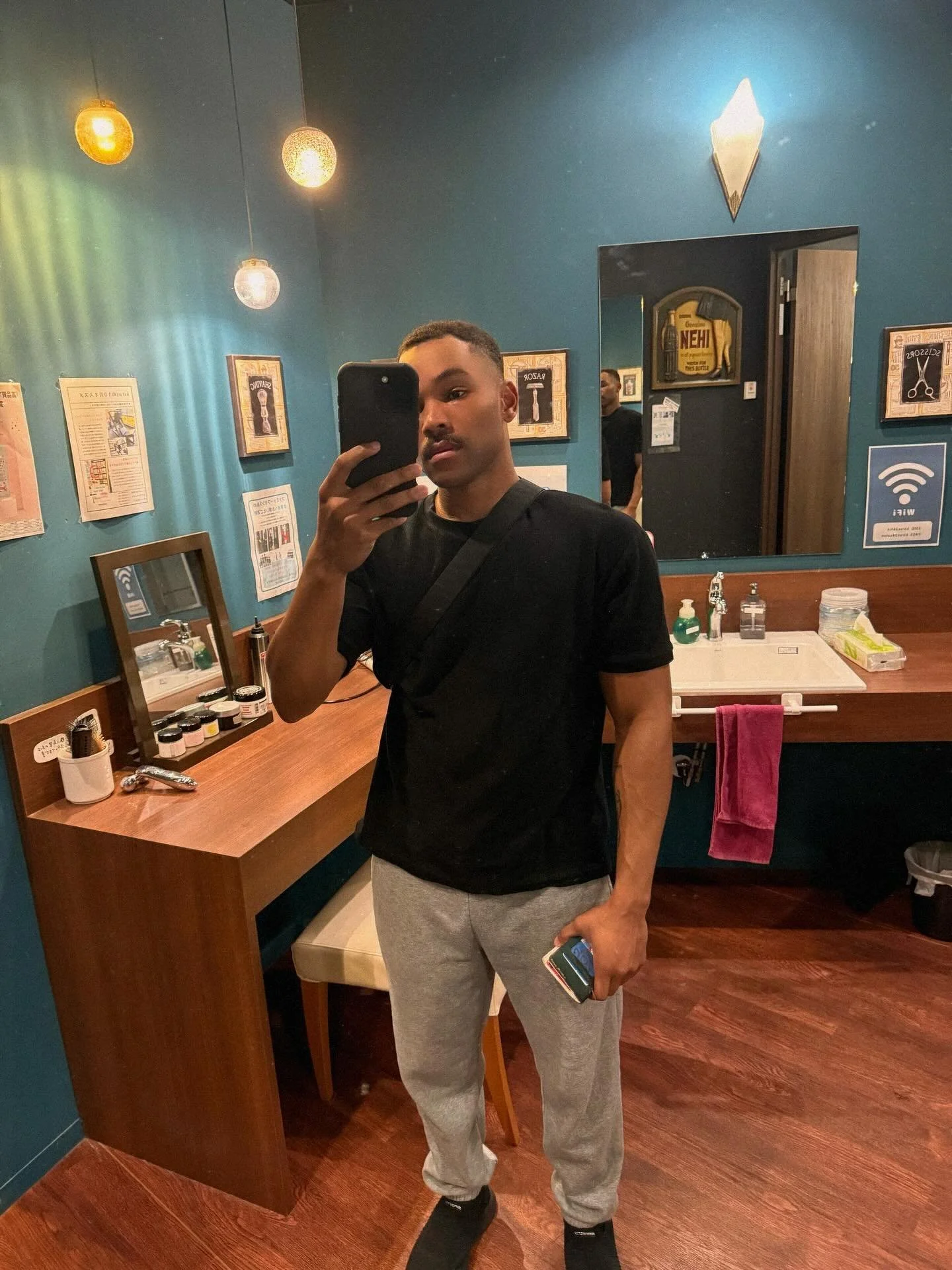 I just be doin stuff and hope it&rsquo;s aesthetic at the end of the day&hellip; #softdays #littlemoments #dailyinspo #moodcapture #simplicity #gym #vlog