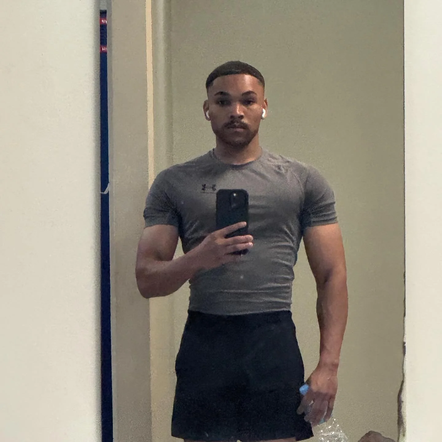 late set 🖤
 #gym #physique #workout #patreon