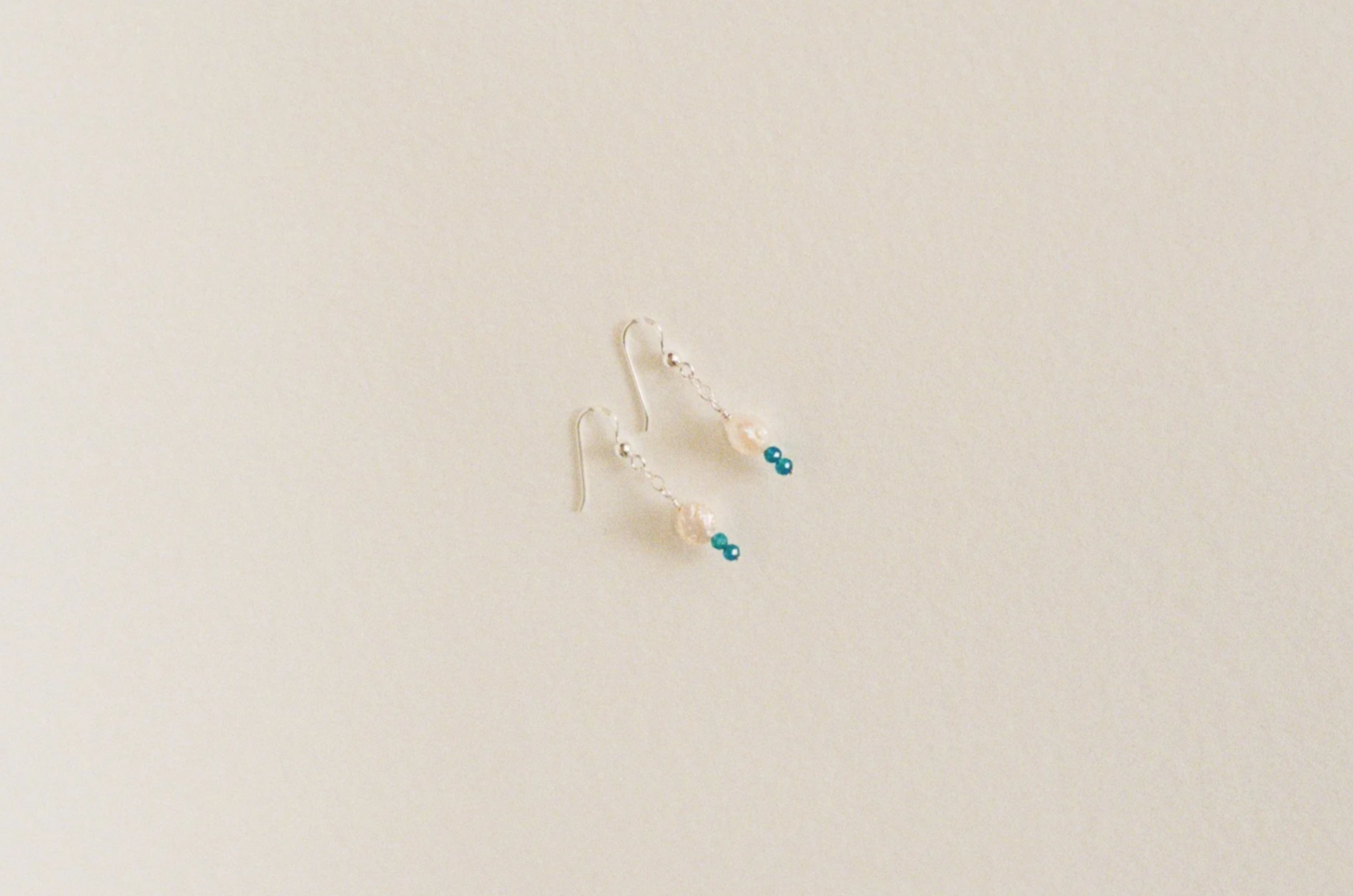 Ocean Breeze Pearl & Blue Apatite Earrings