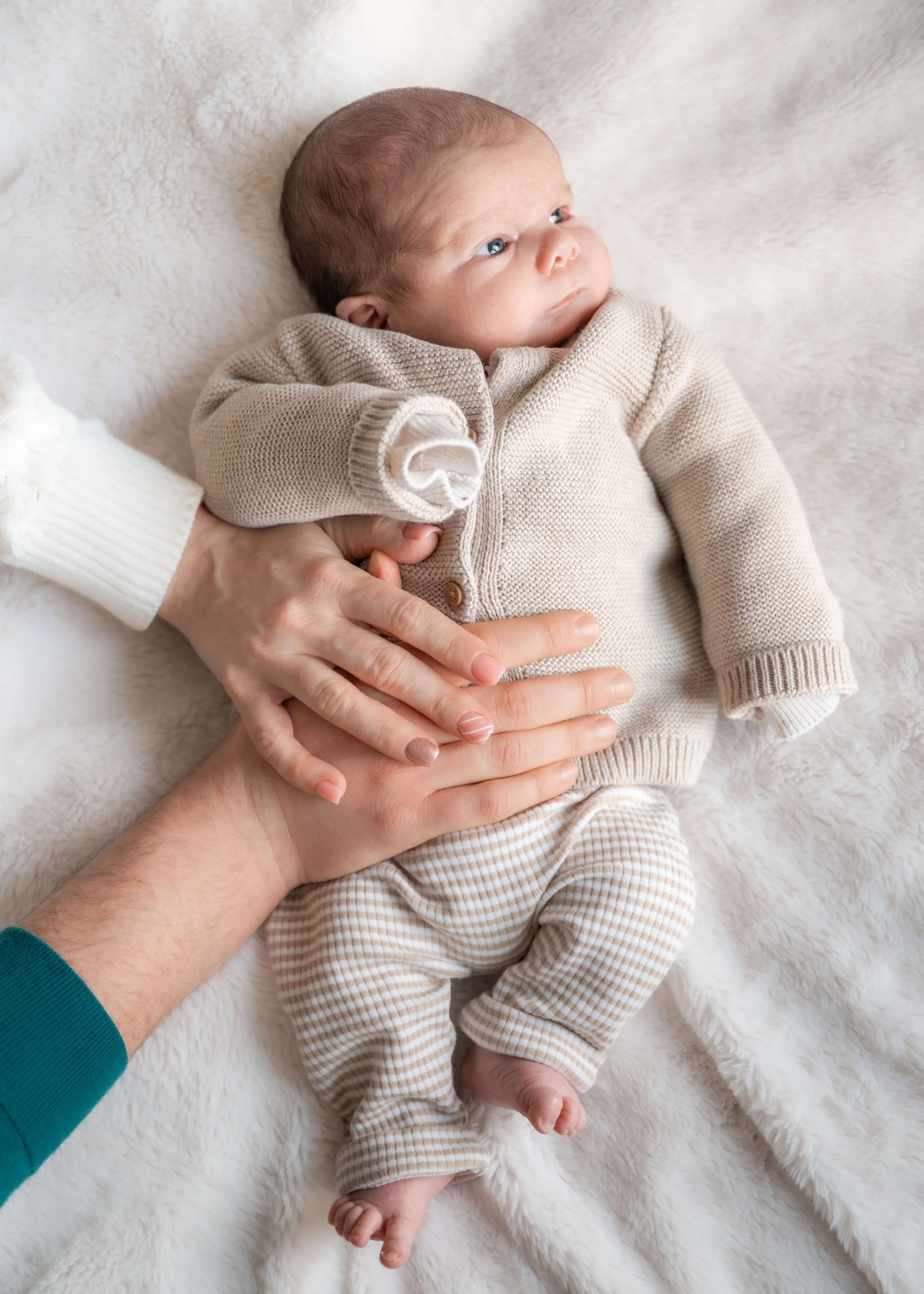 newborn-photoshoot-at-home-3.jpg