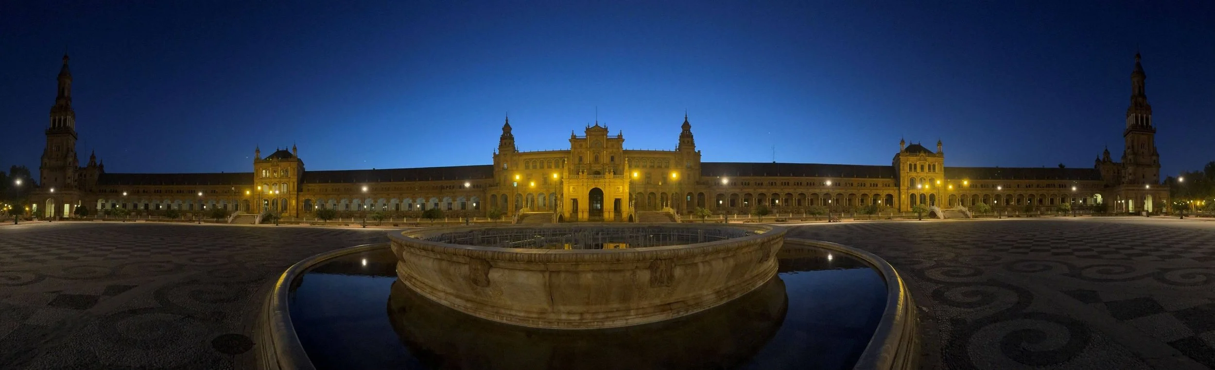 Plaza de España, Seville, Spain - reflection © Ian Clark Photography
