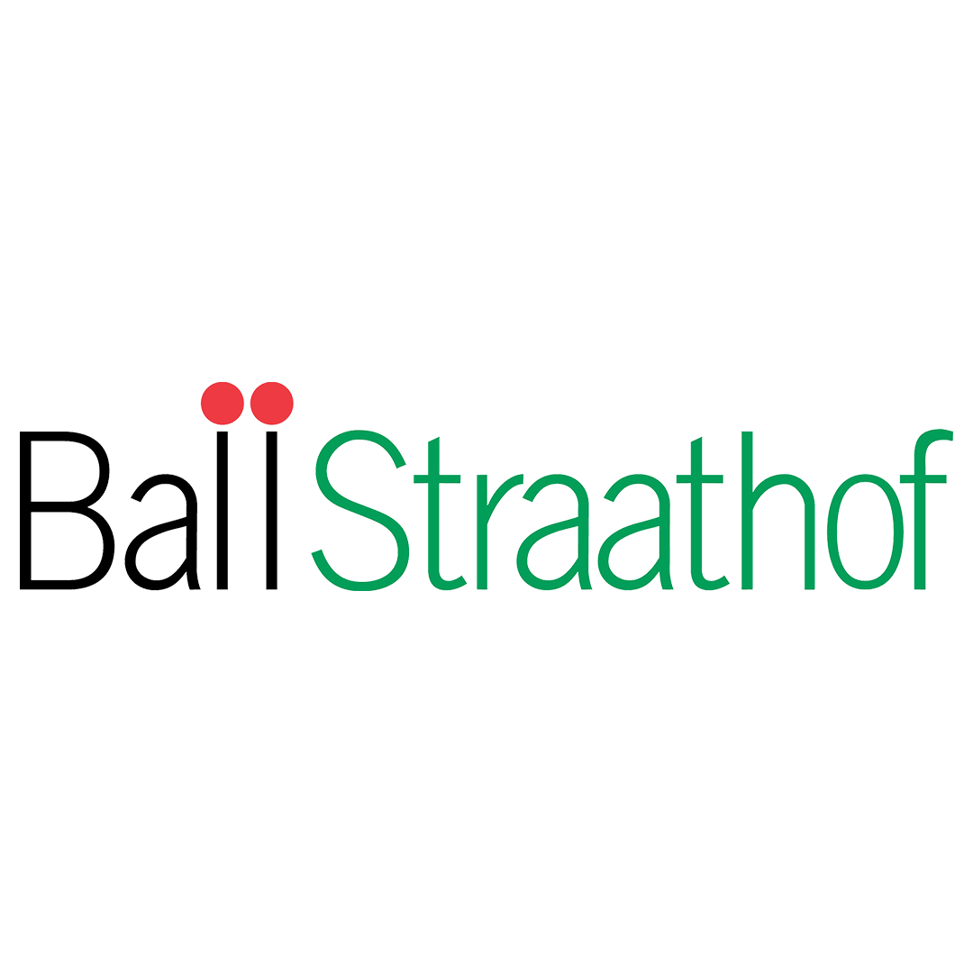Logo with the words 'Bääli Straathof' in black and green text, with two red dots above the 'ä'.