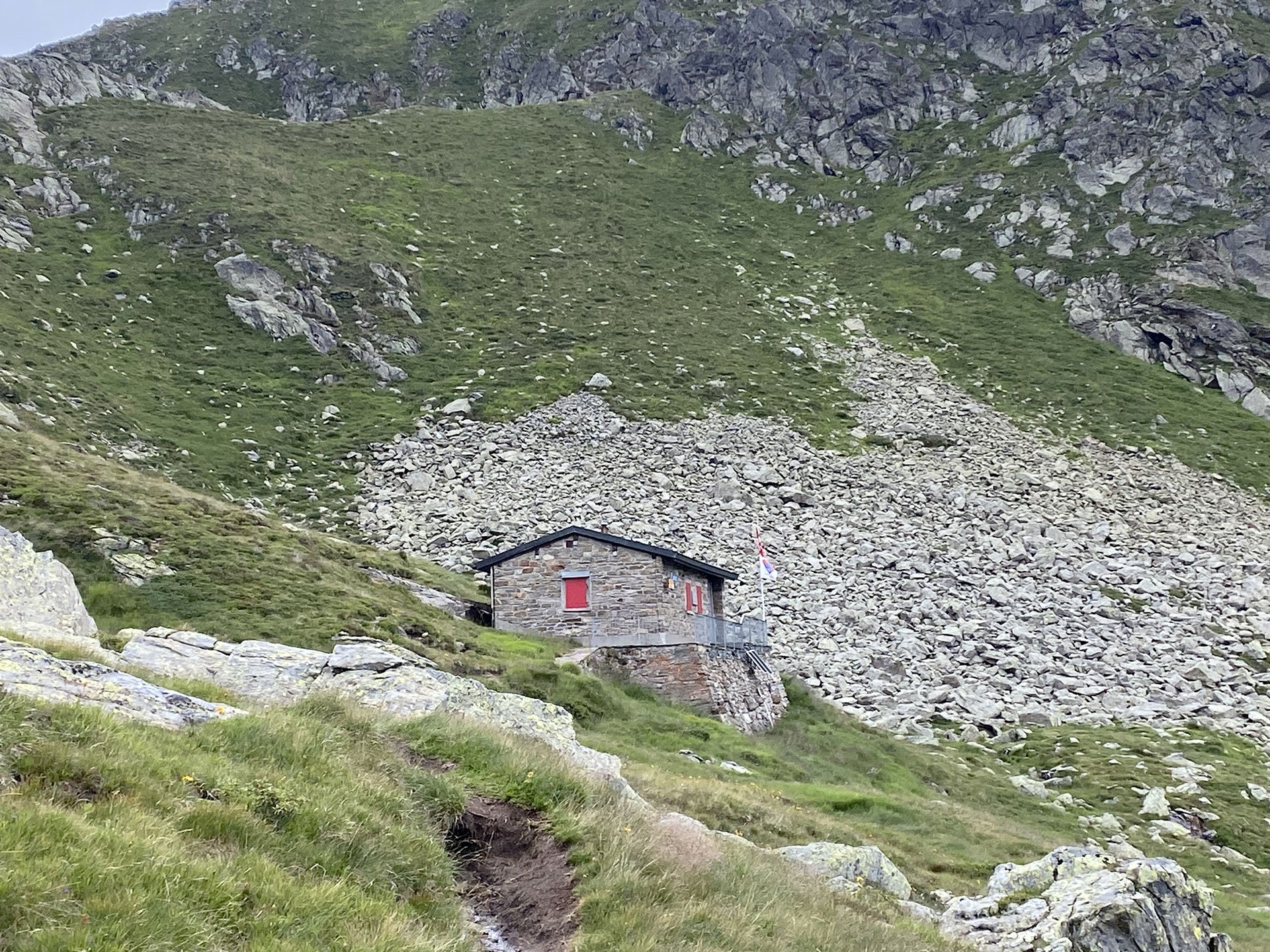 1 – Rifugio Gana Rossa