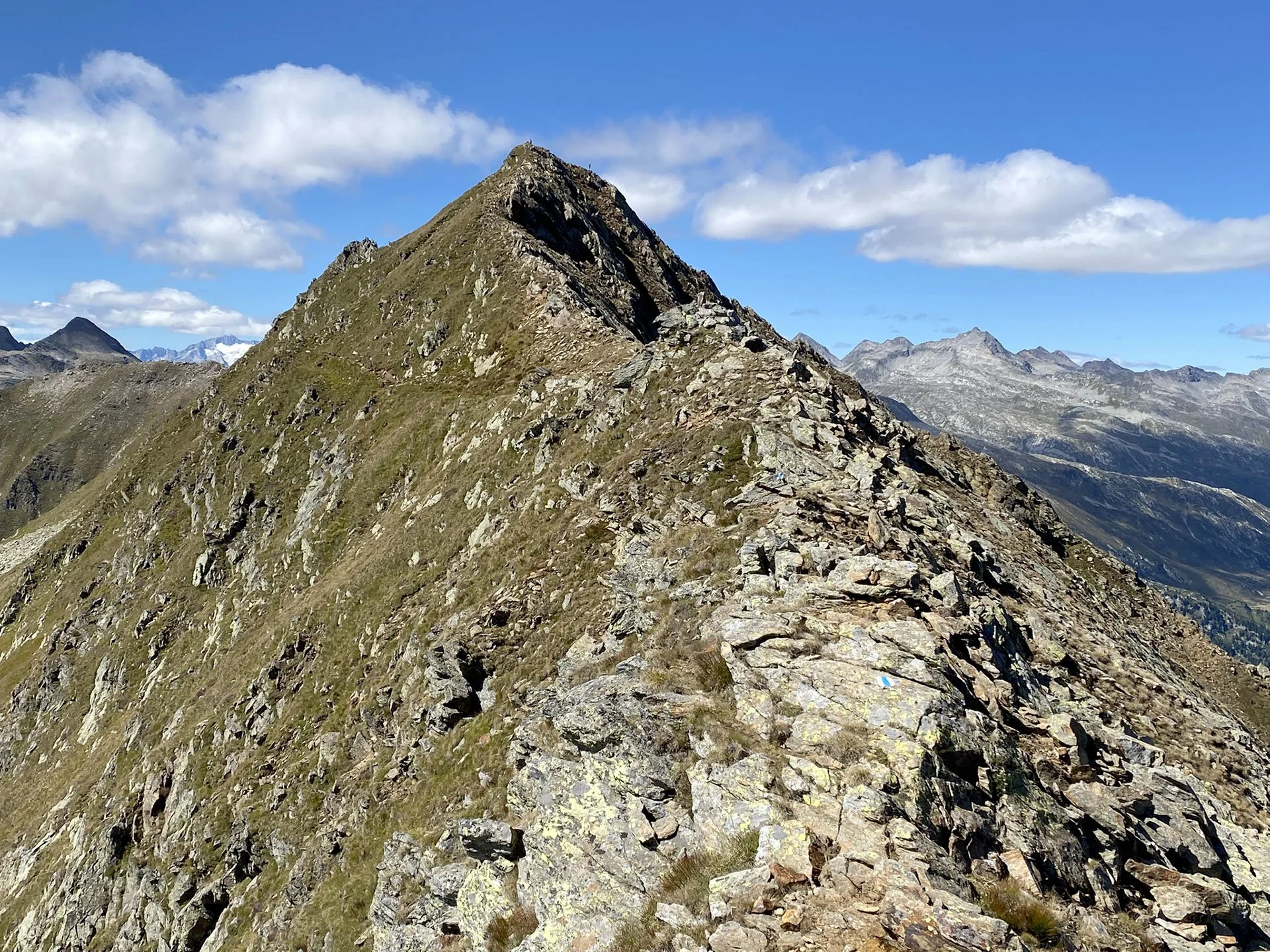 9 – Bassa di Canariscetto - Pizzo di Campello