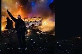 Iran: upproret dag 19: Irans regim inför digitalt mörker för att dölja tillslag när upproret sprider sig till 200 städer