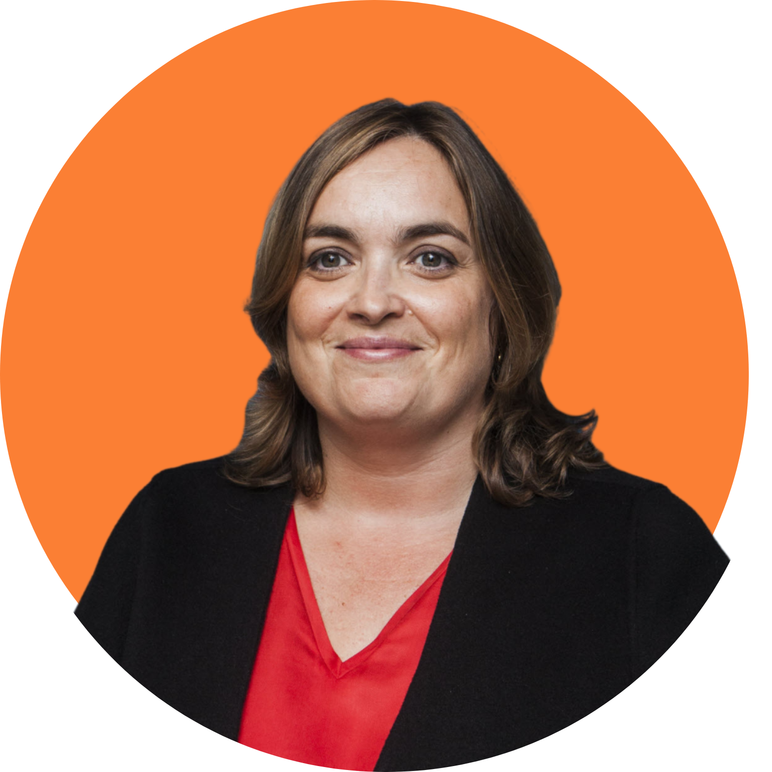 Portrait d’Emmanuelle Pays, Directrice Générale Adjointe RH, Communication & Transformation chez Extia, sur fond orange, illustrant le leadership, la stratégie RH et la transformation managériale du groupe.