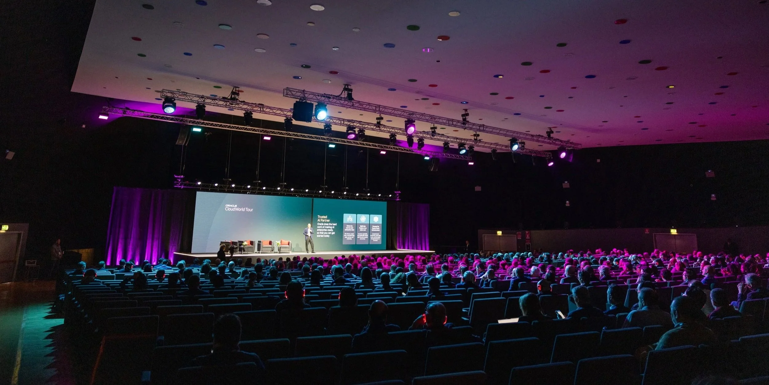 Oracle AI World Tour