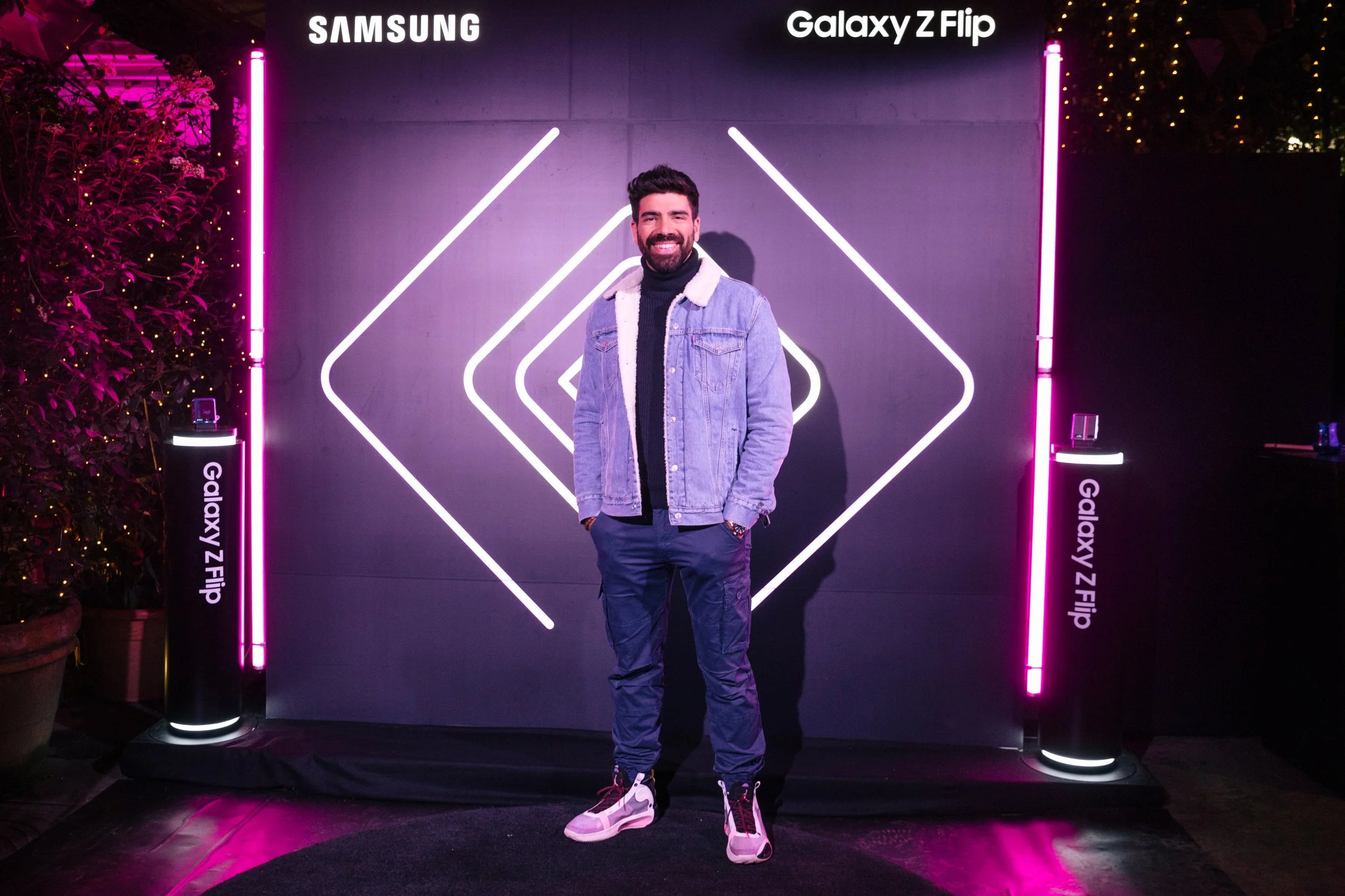 samsung-8133.jpg
