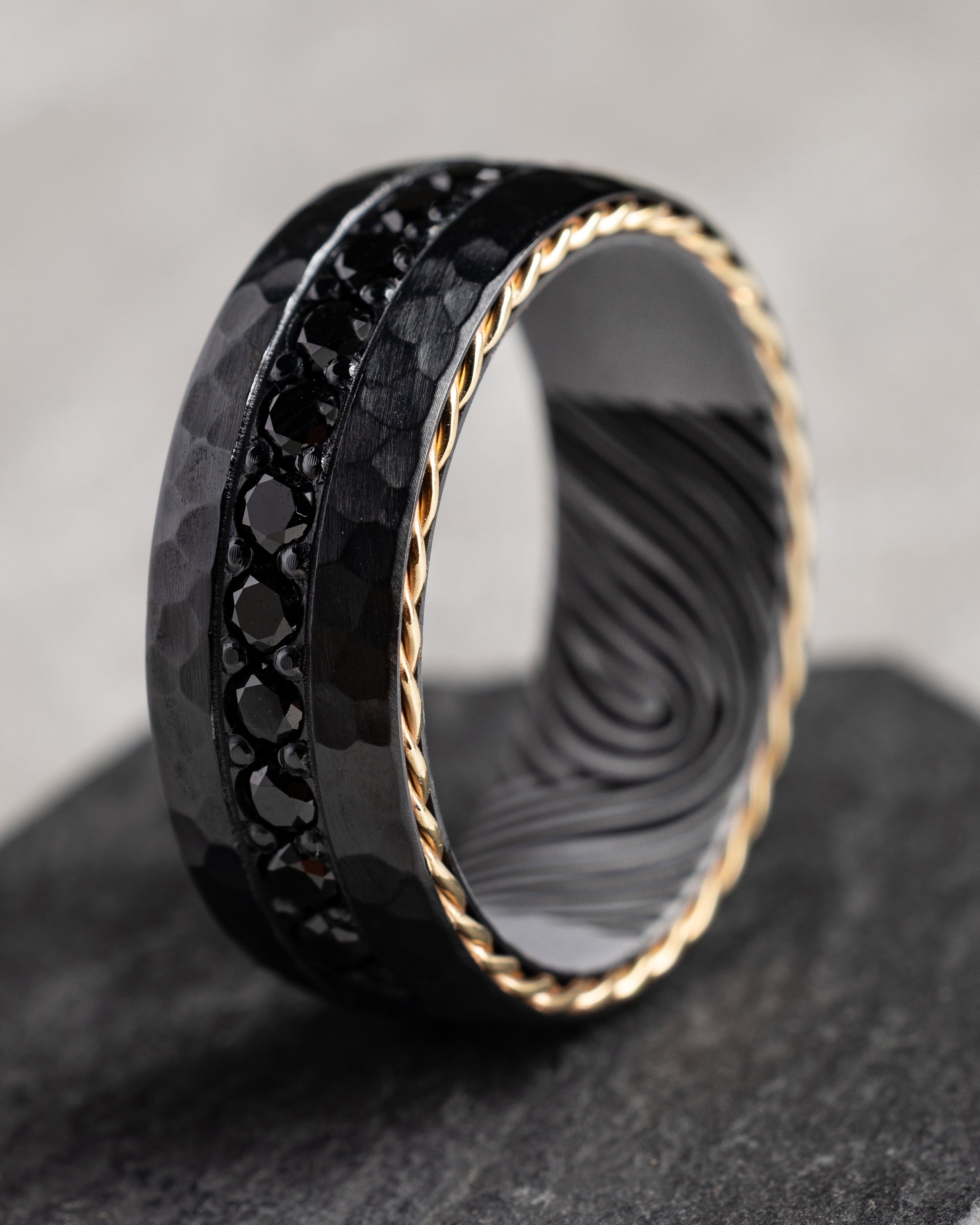 zir_black diamonds_14KY sidebraid_magic number 049-29F3-10_4x5.jpg