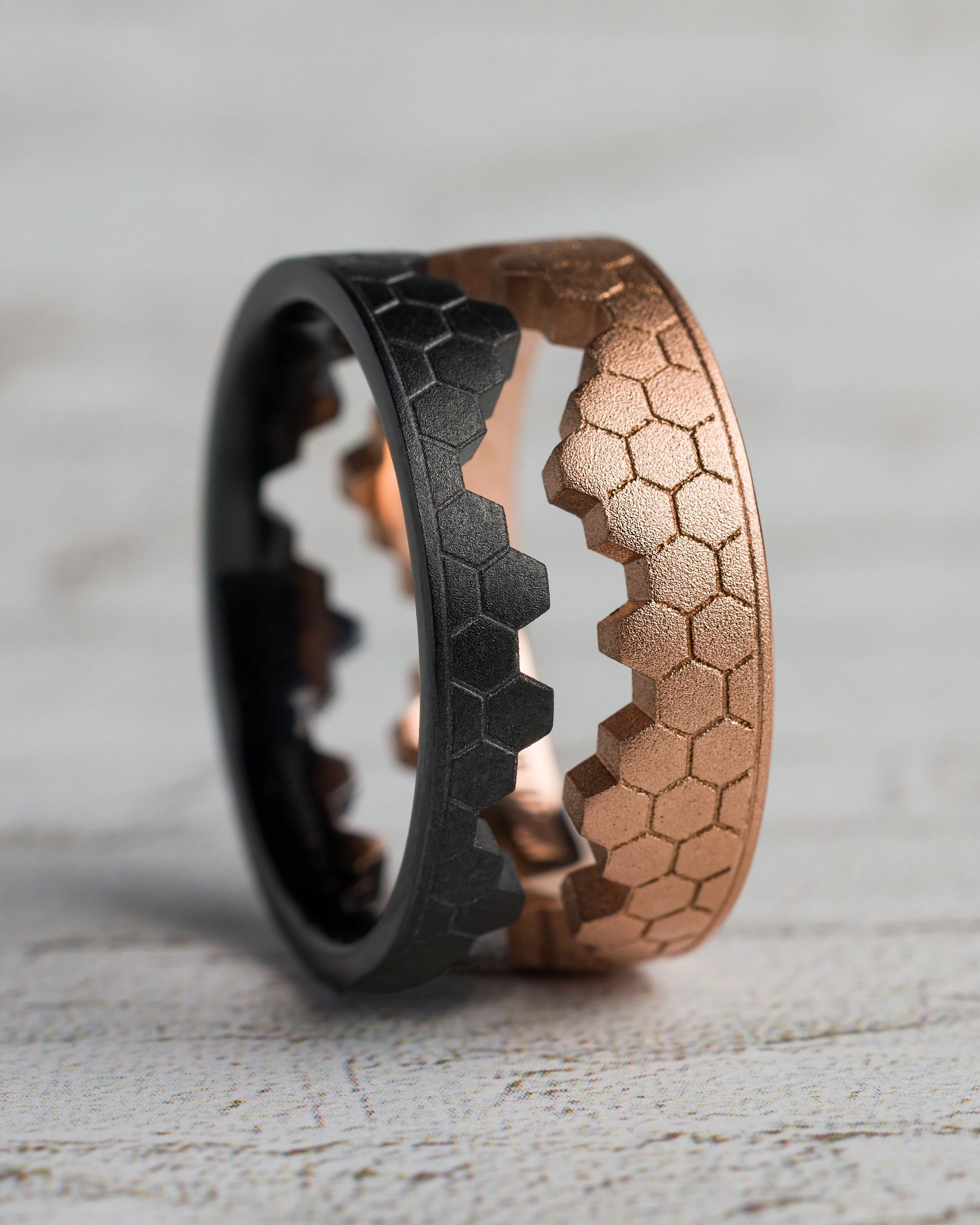 14kr_zir_custom engraving_custom cut_wo582349_4x5.jpg