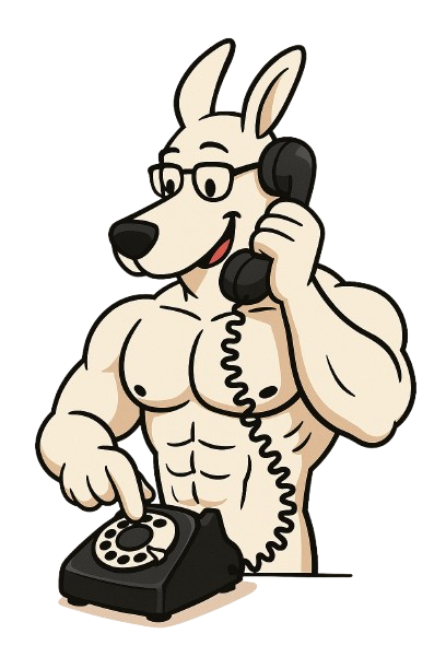 Ein muskulöser Hund mit Brille hält ein Telefonhörer in der Hand und benutzt eine alte Wählscheiben-Telefon.