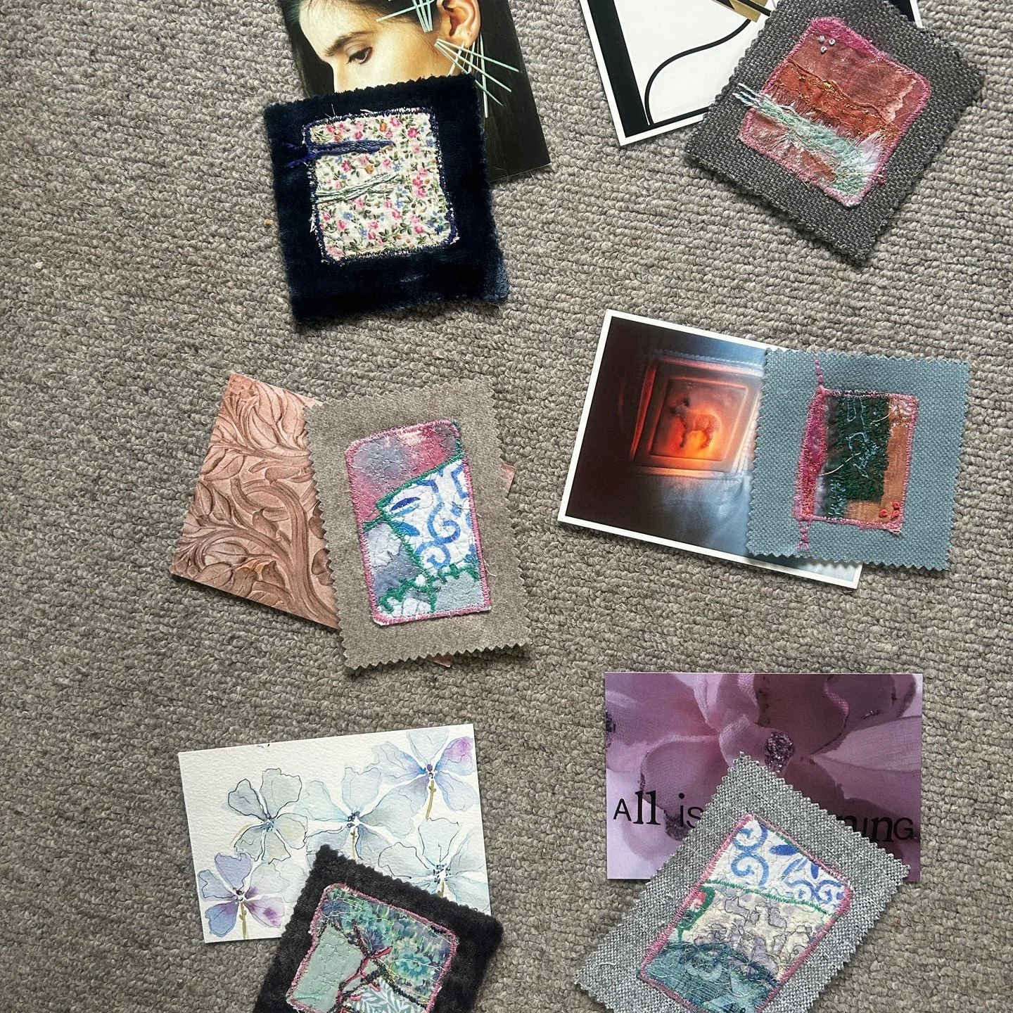 I've talked about traveling pages before. Every month or so, the @textilesinoxford group members exchange a little piece of textile art. It has often been inspired by an image or scrap of fabric.
I am feeling particularly pleased with myself as I hav