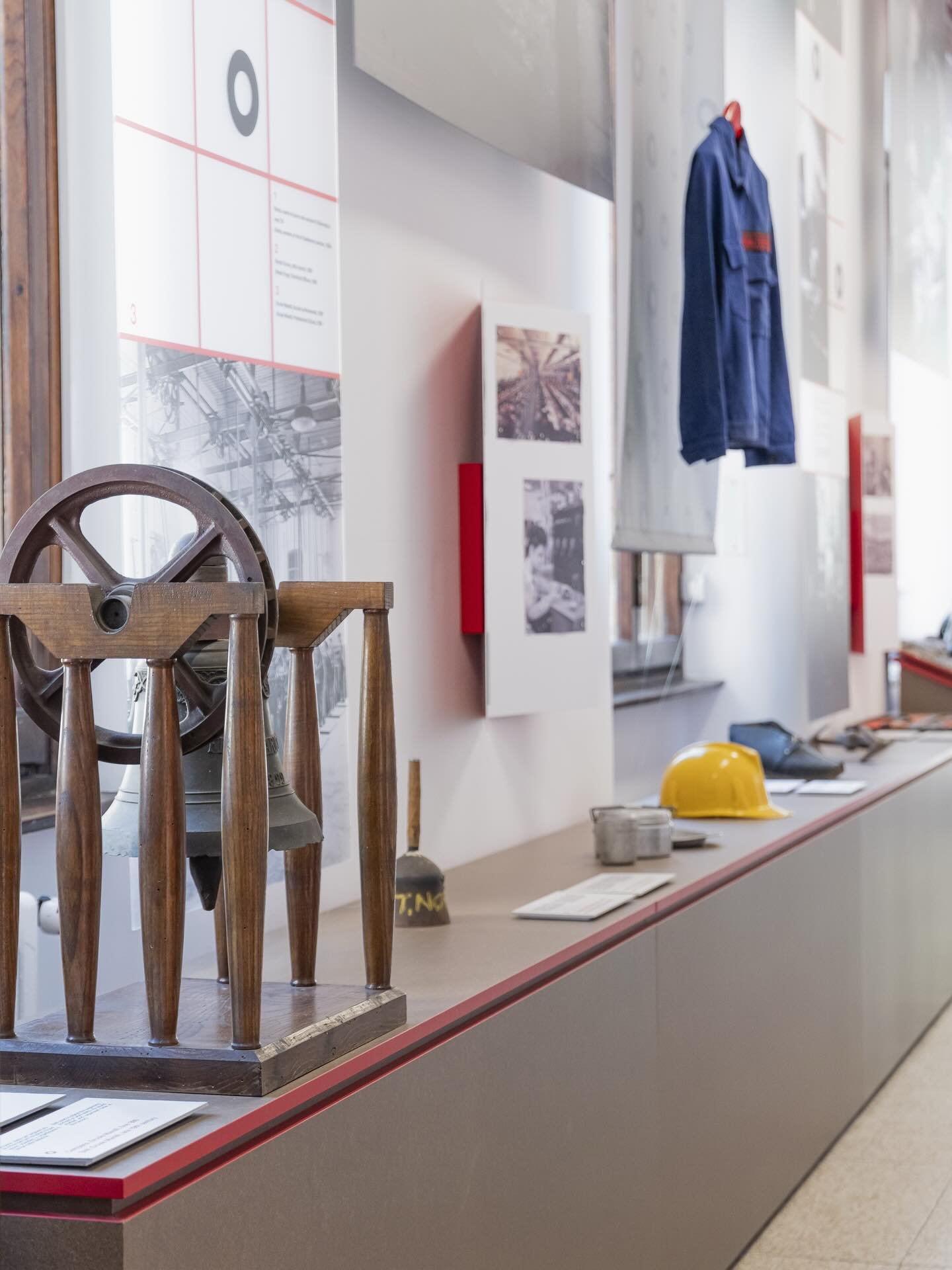 Quando @goslowlyfromthecoast mi ha proposto come tema del corso di Exhibition Design per @naba_design l&rsquo;allestimento permanente per @fondazioneisec, ho subito pensato fosse una grande opportunit&agrave; per le/gli studenti. Nel semestre scorso 